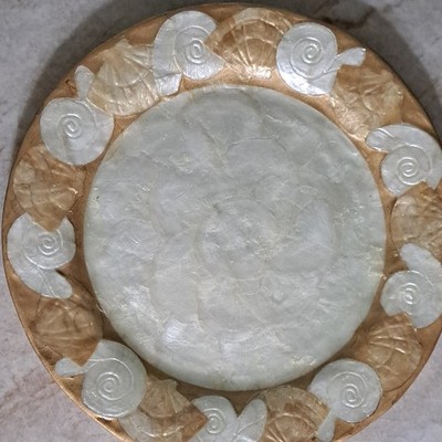 Round Shell Decorative Plate, White/Beige Floral Nature Design, Glossy