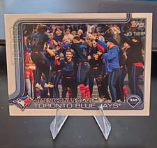 2025 Topps Series 2 - Toronto Blue Jays #570