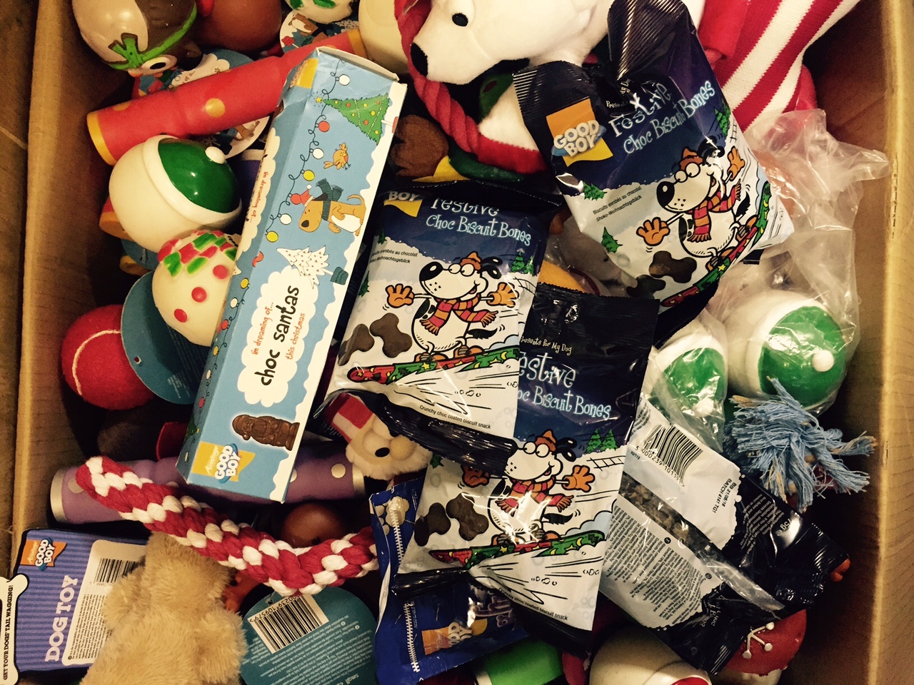 5 ASSORTED CHRISTMAS XMAS TOYS TREATS PET PUPPY DOG DOGGY BARGAIN