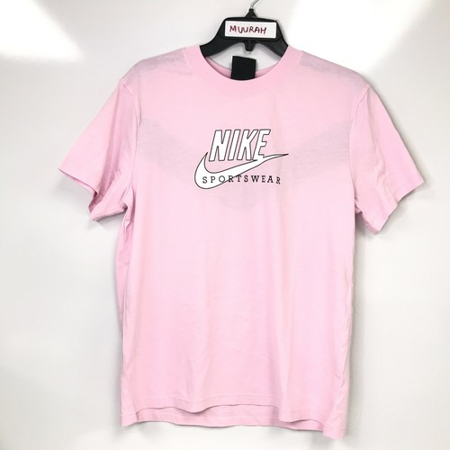 soft pink nike shirt