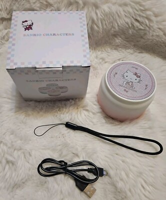 Original Sanrio Hello Kitty Bluetooth Lautsprecher mit Ladegerät schöne Qualität und