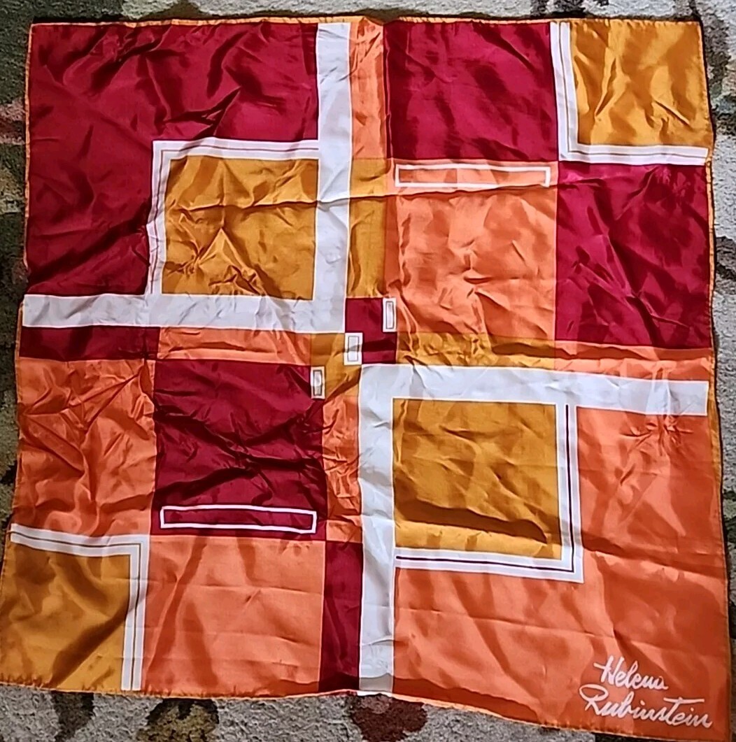 Vintage Helena Rubinstein Geometric 26
