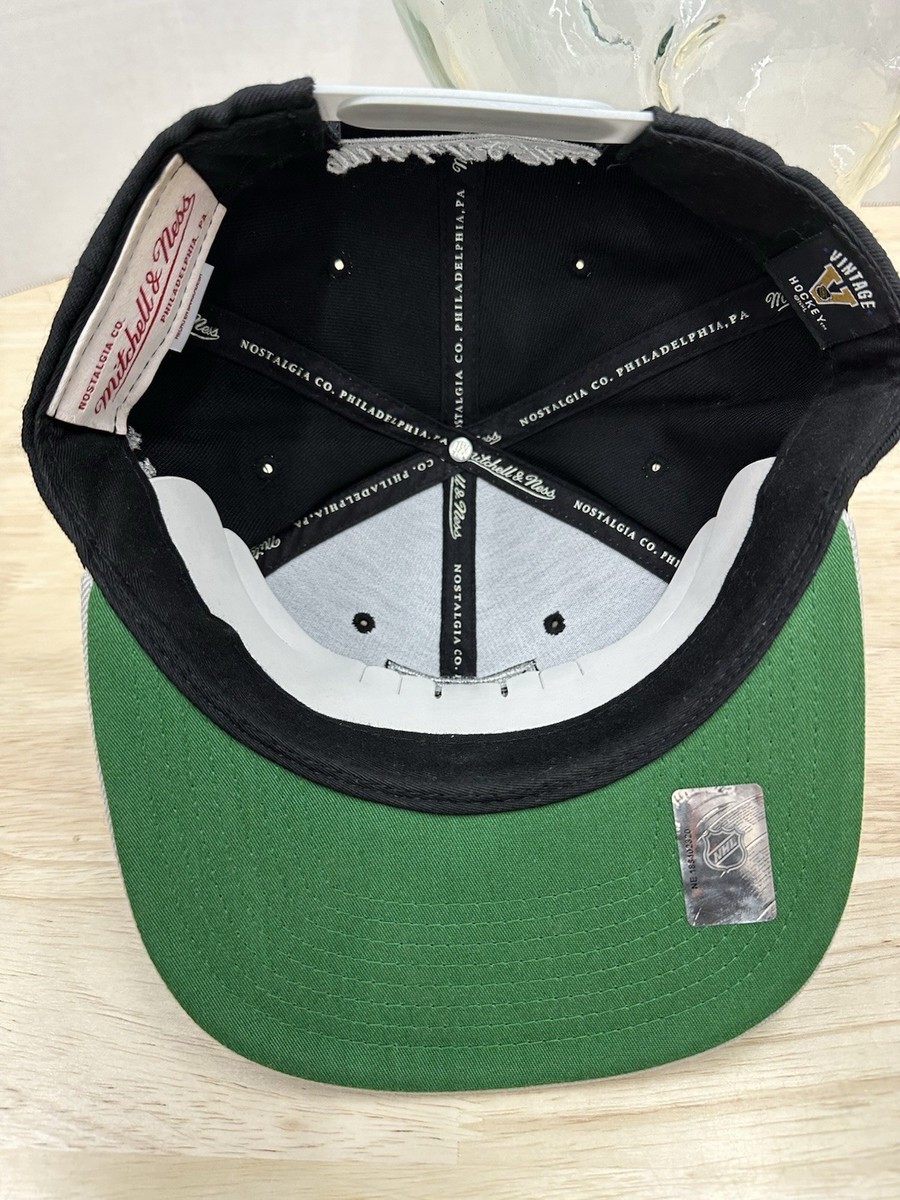 Los Angeles Kings Mitchell & Ness Vintage Hockey NHL Snapback Hat