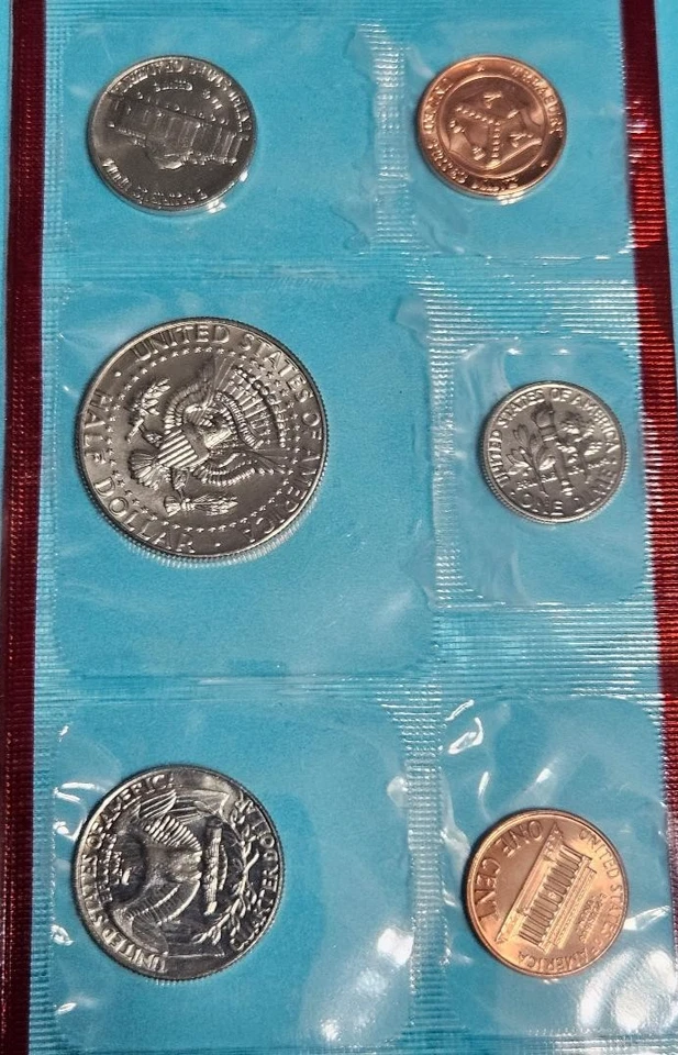 1987 Uncirculated Coin Set The United States Mint -"D & P Mint Marks" OGP - Image 3 of 4