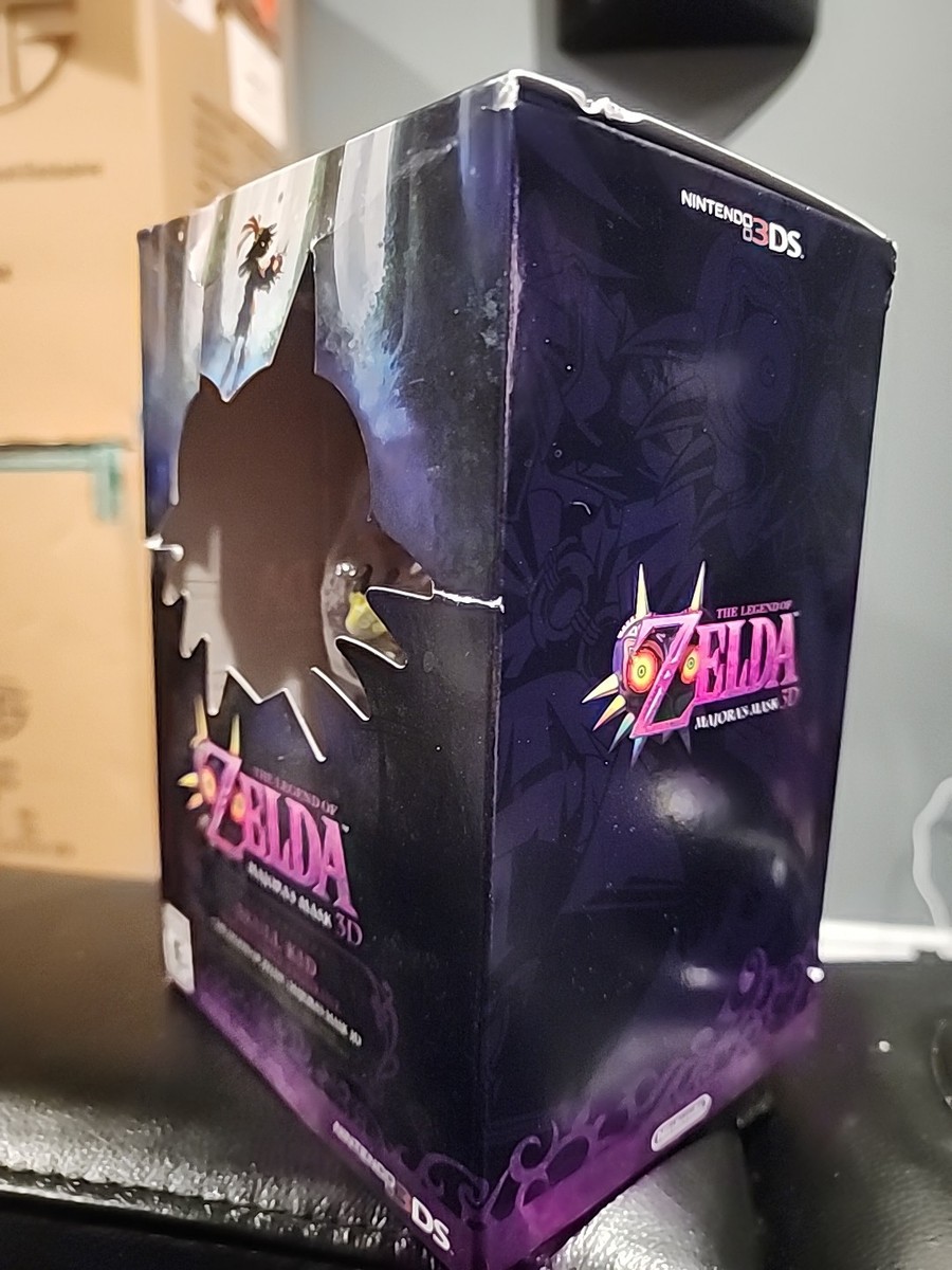 Rare NEW in Box Legend of Zelda Majora's Mask 3D Limited Edition