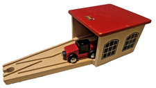 BRIO 33365 - Engine Shed Wooden Railway Depot set
