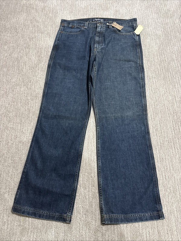 Oshkosh Wisconsin 5-pocket Relaxed Fit 36x32 NWT