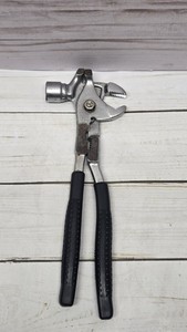 Wheel Weight Pliers 10 Inch Rubber Grip