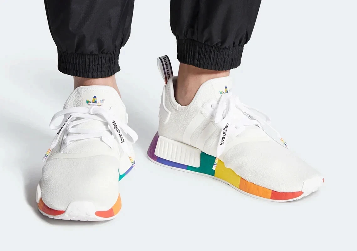 Adidas nmd r1 2025 pride 2020