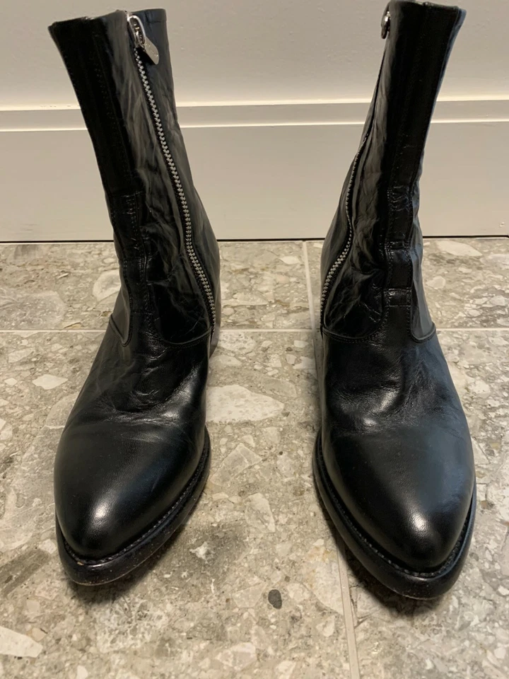 Rocco P. Women's Block Heel Ankle Zip Up Boots Size:7 US / 37 Italy - Image 2 of 4