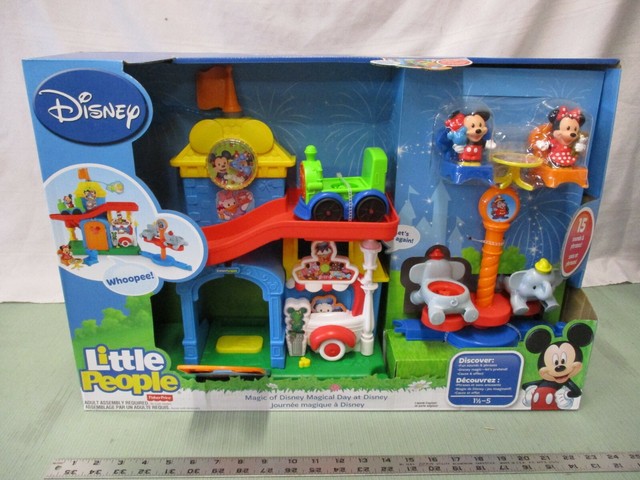 little people day at disney