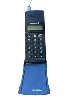 Vintage Ericsson DF388VI Bellsouth Mobility Flip Phone Untested 