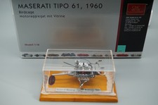 1/18 Maserati Birdcage Tipo 61 Motor mit Vitrine CMC M-126 - pre-owned- WH111A