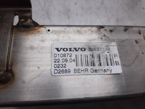 30637142 Enfriador Egr para VOLVO S60 BERLINA D5 2004 8328527 - Imagen 3 de 10