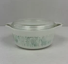 Vtg PYREX Amish Butterprint #472 White Turquoise 1 1/2 Pt Casserole Dish w/ Lid