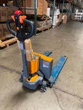 APOLLOLIFT Used 3300lbs Lithium-Ion Fully Electric Pallet Truck Jack 48"X27"