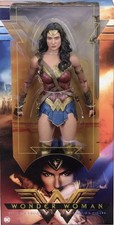 WONDER WOMAN GAL GADOT ULTIMATE COLLECTOR S 1...
