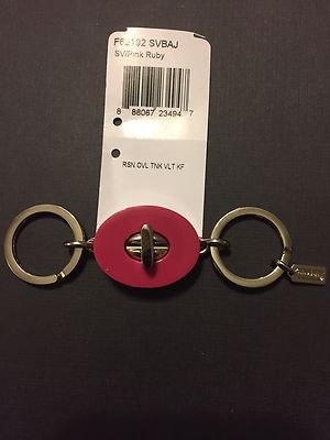 COACH ピンク ロック型キーホルダー COACH Keychain Turn Lock Pink With Silver Tone Valet NWT 2