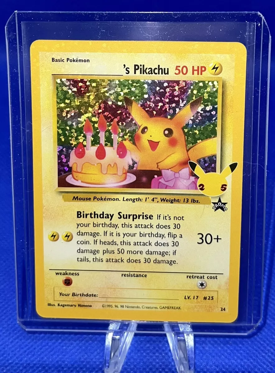 Carta do 25º Aniversário de Holo Pikachu em segunda mão durante 22