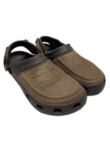 crocs men's bogota leather clogs