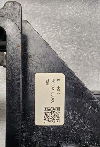 OEM 2024 KIA EV9 Pedestrian Speaker 96390D0300 - Picture 4 of 5