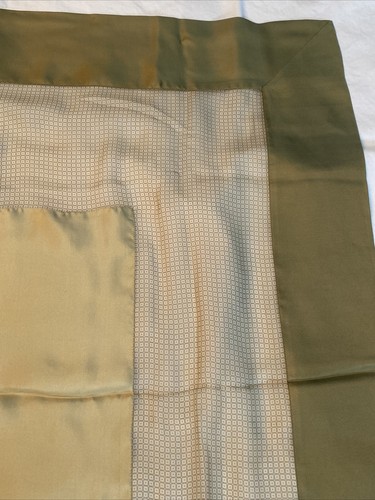 Worth 100% Silk Scarf Mouselline Green 34” Square Made In Italy Sheer & Opaque - Picture 6 of 12