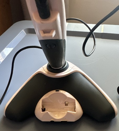 LEAPFROG FLY FUSION PENTOP LEARNING SYSTEM DIGITAL PEN CHARGER AC Adapter - Picture 4 of 4