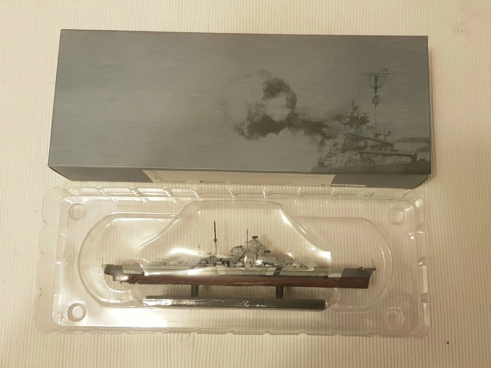 1 :1250 ATLAS EDITIONS COLLECTIONS / DeAGOSTINI : BISMARCK - Image 3 of 4