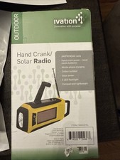 Ivation IVA6016YE Emergency Radio Light Hand Crank