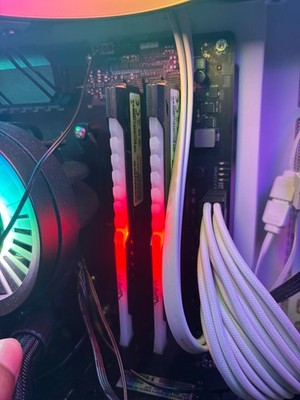 kingston fury beast 64gb ddr4 RGB