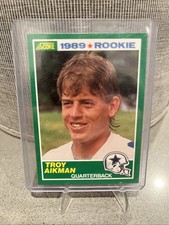 Score Football Card Designs Through the Years, 1989-2013 32