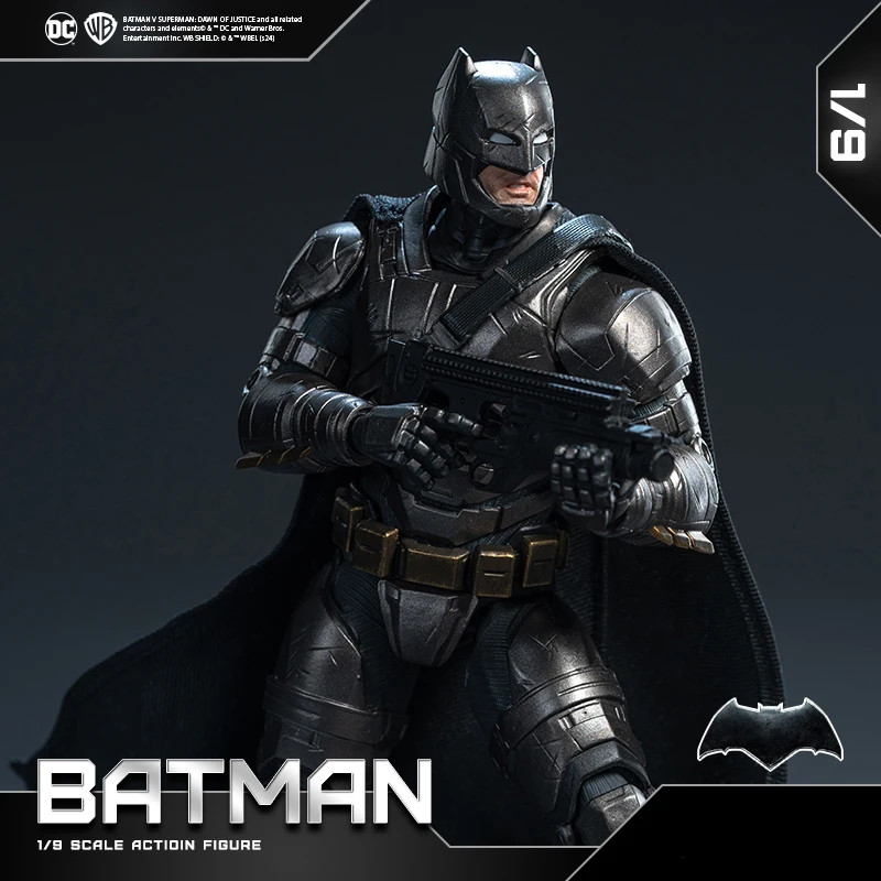 Figurine DC Batman BVS avec armure lourde de collection 18cm