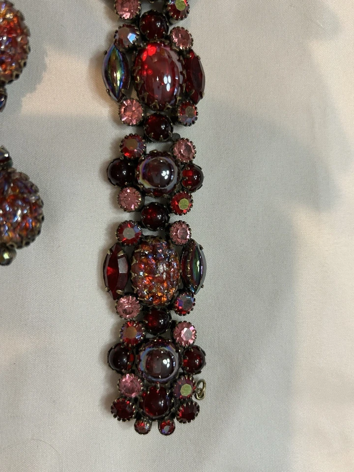 Juego de pulsera y pendientes de clip vintage Kramer of New York rojo rubí ~ rosa estrás Foto 2 de 4