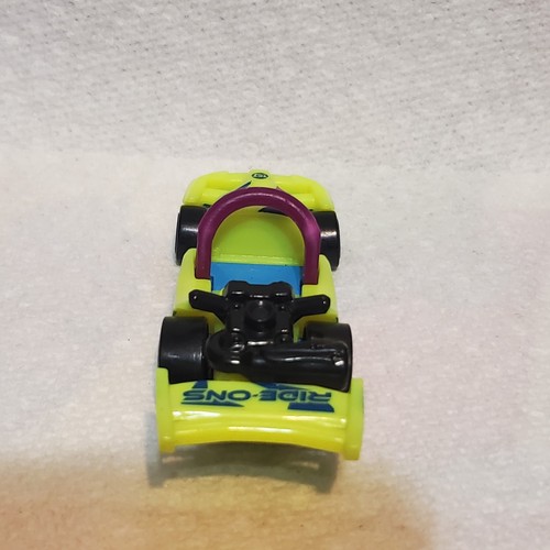 Kick Kart Hot Wheels Cars HW Ride-Ons amarillo - Imagen 5 de 13
