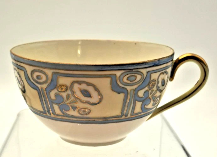 Nippon Porcelain Crown Mark Teacup Saucer Gold Gilt Hand Paint Antique 1891-1921 - Image 4 of 4