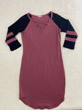 Bozzolo Bodycon Dress Junior Medium Pink Black Long Sleeve V-Neck Criss Cross