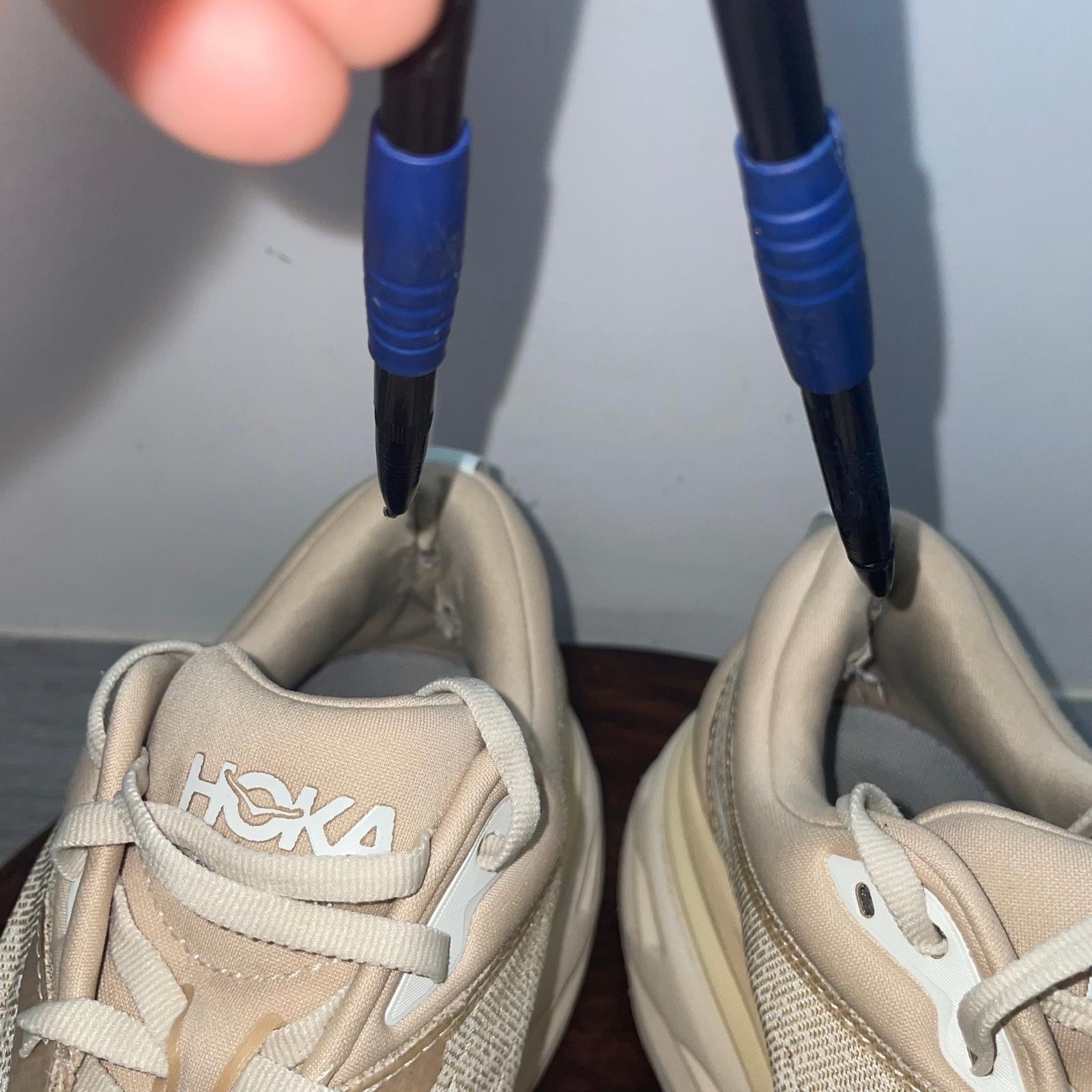 Hoka One One Bondi 8 Shifting Sand Eggnog Sneaker 1127952-SSEG Women’s Size 10 B thumbnail 10