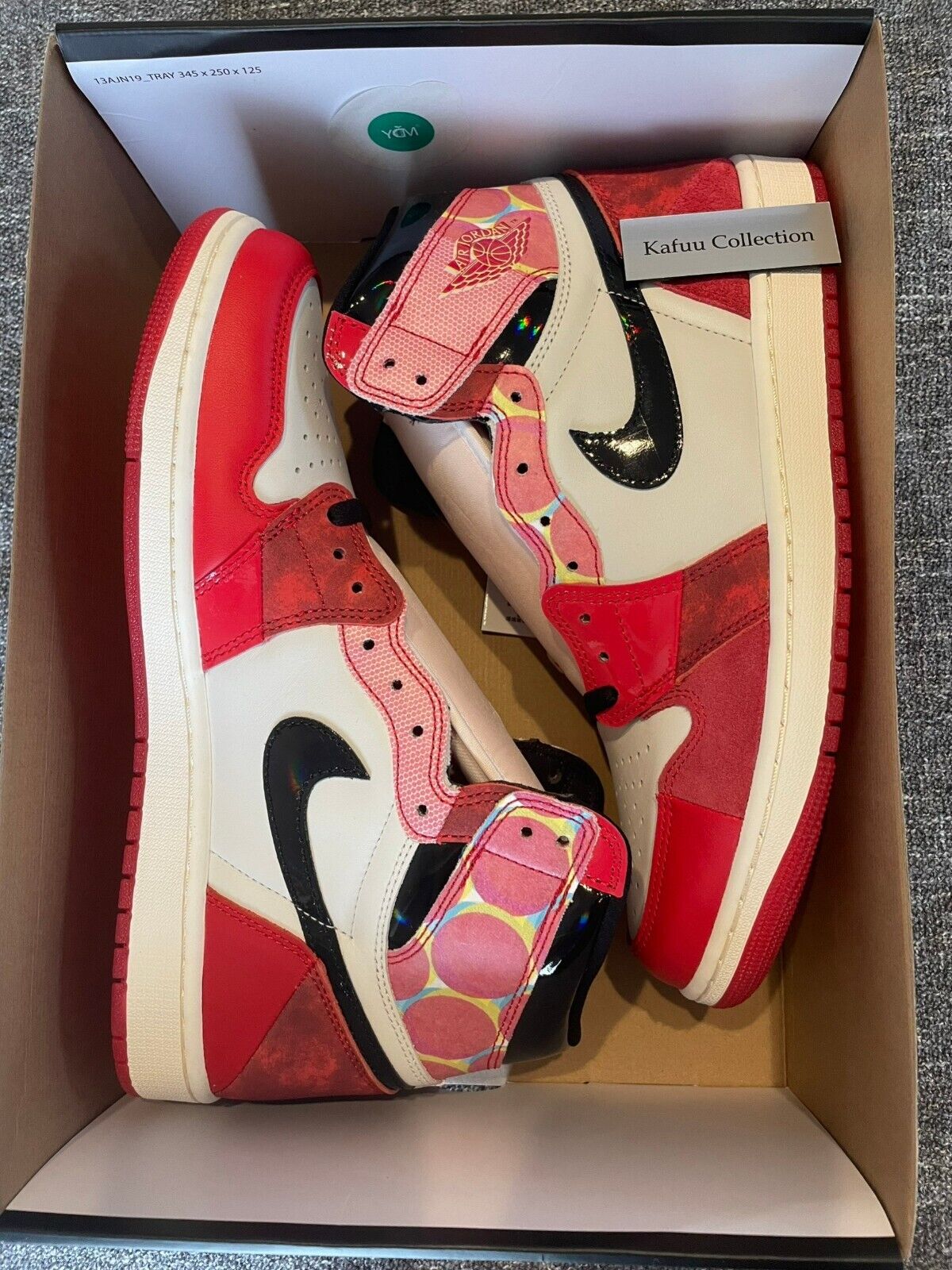 Jordan 1 OFF-LOUIS Louis Vuitton x Nike Air with suitcase Customs.  Unboxing, Review and UV inspect 