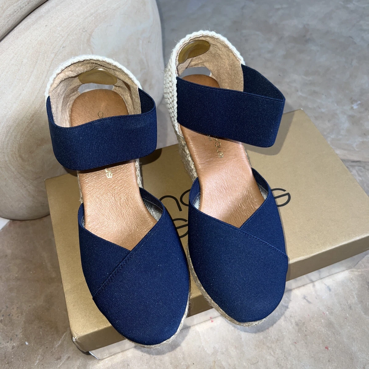 ANDRE ASSOUS Womens Navy Woven Anouka Round Toe Wedge Slip On