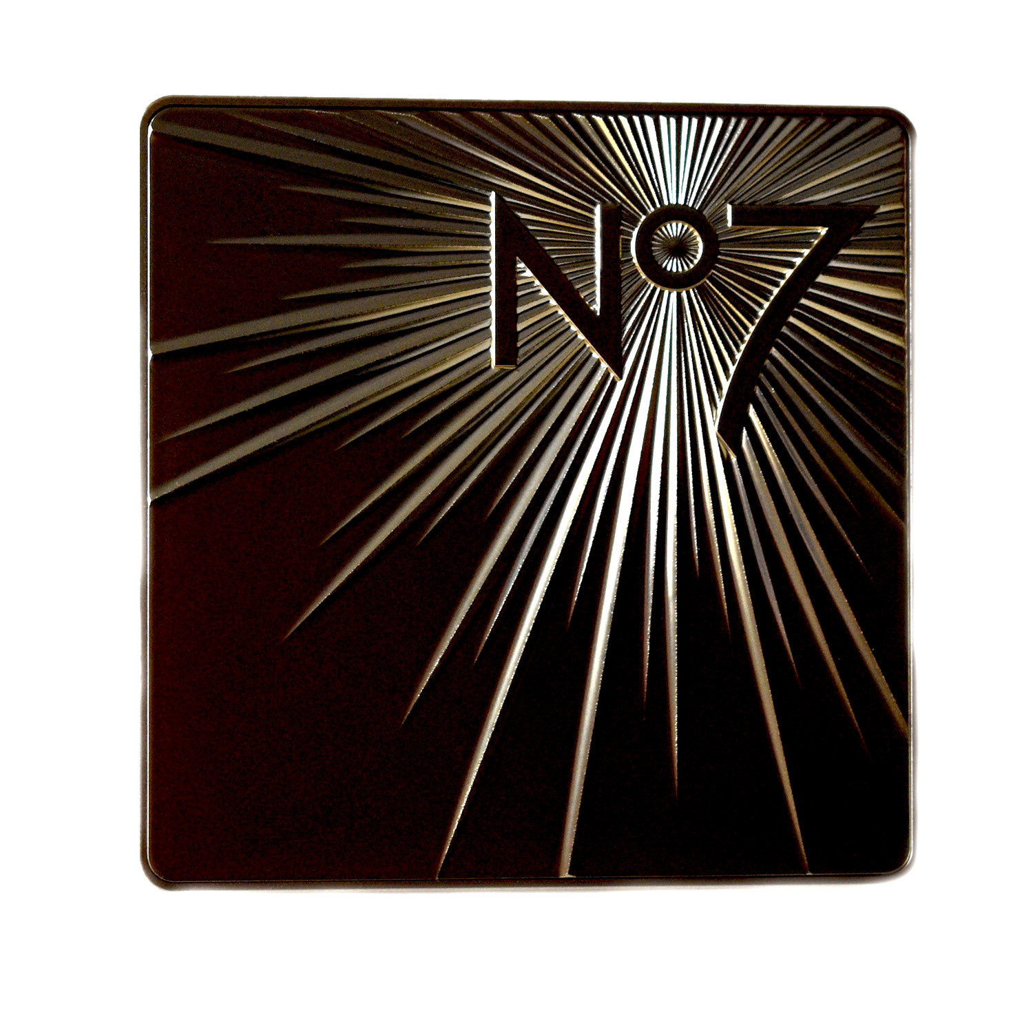 BOOTS No7 Illuminating Palette Limited Edition Highlighter Contour