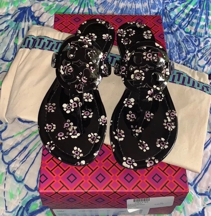 NIB Tory Burch Black Patent Leather Stamped Floral Miller Sandals Millers 6.5