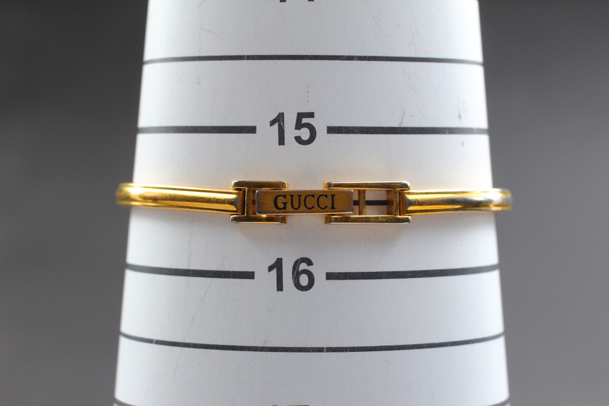 Diamond cut [NEAR MINT] Gucci 11/12.2 Change Bezel QZ Woman's