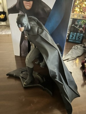 DC Collectibles Batman V Superman: Dawn of Justice - 1/6 Scale Batman Statue