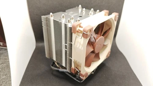 Noctua NH-U9S-CPU Kühler + NMi7XX-Montageset