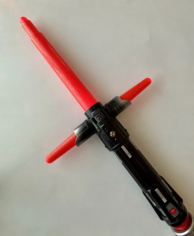 Star Wars Kylo Ren Deluxe sable de luz hoja roja constructores excelente - funciona Foto 2 de 4