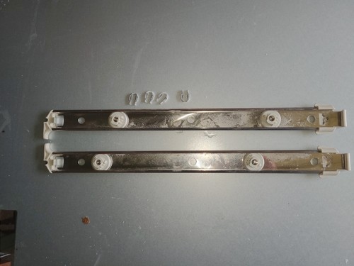 Ersatzteil Miele Geschirrspüler G1173 Oberkorbrolle Führungsschiene S05310670