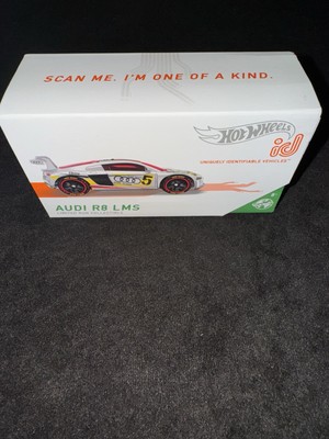 Hot Wheels ID Audi R8