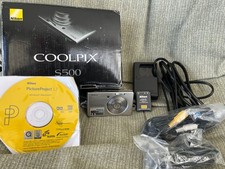 Nikon COOLPIX S500 7.1MP Digital Camera Silver. 4gb Card, Bat Charger, more