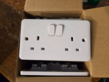 BOX OF FIVE Schneider Lisse - switched socket - 13 A - 230 V - 2 gangs - white