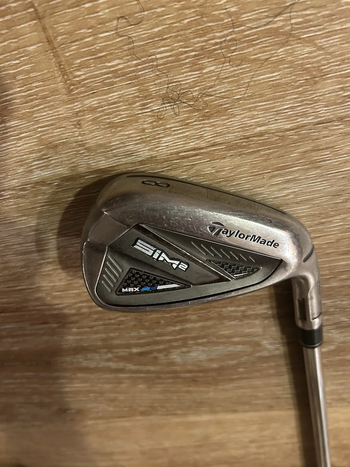 TaylorMade Sim 2 Max 8 Eisen KBS Max MT 85g Stiff Flex